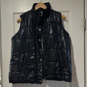 Motherhood Maternity Black Puffer Vest